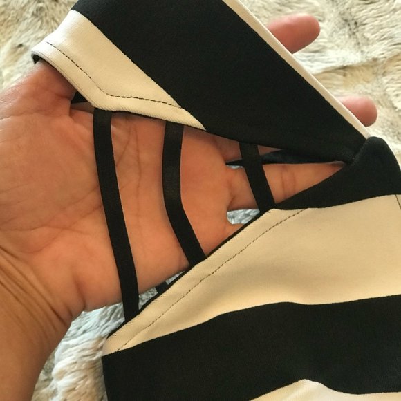 Show-Stopping Black & White Dress: Never Worn! - Picture 3 of 7